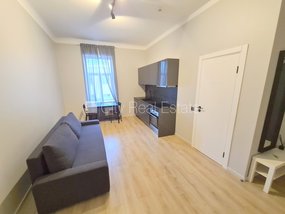 Centrs, Bruņinieku iela
