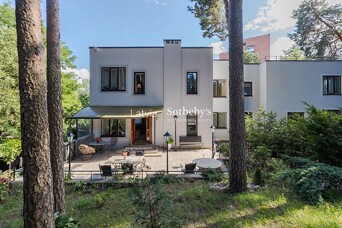 Mežaparks, Annas Sakses iela
